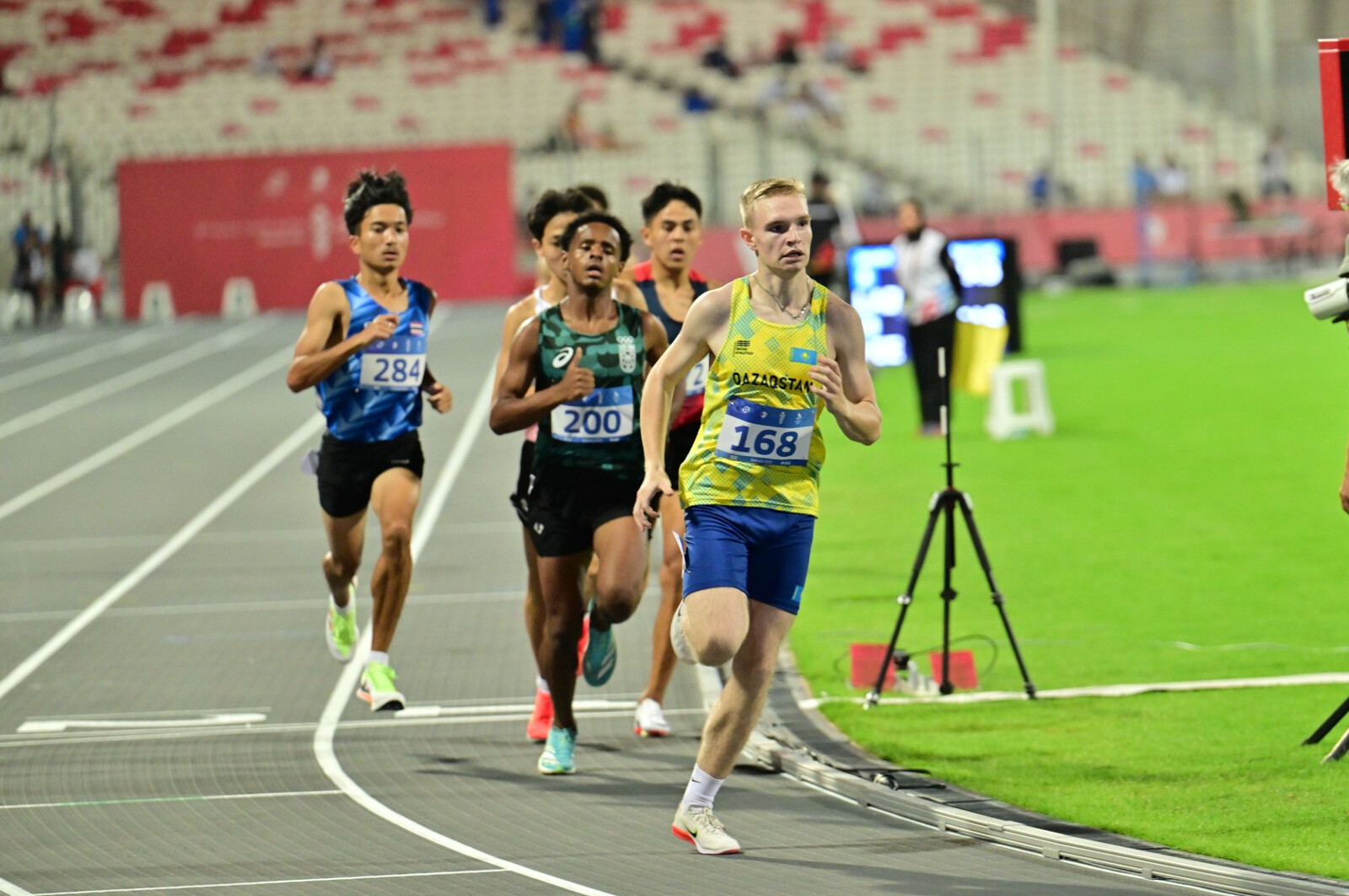 Дәрігердегі ресейлік лесбиянкалардың порно видеосы