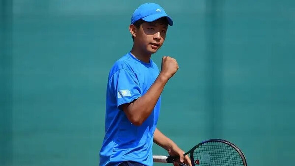 US Open: Заңғар Нұрланұлы жасөспірімдер турнирдің ширек финалына шықты