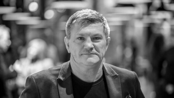Бокстан атақты әлем чемпионы үйінен өлі табылды
