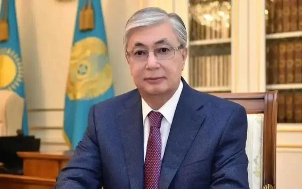 Президент Айдос Сұлтанғалиды тарихи жеңісімен құттықтады