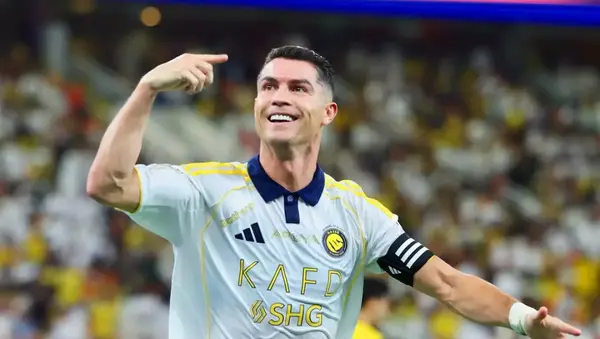 Ресми: Криштиану Роналду – тарихтағы алғашқы миллиардер футболшы