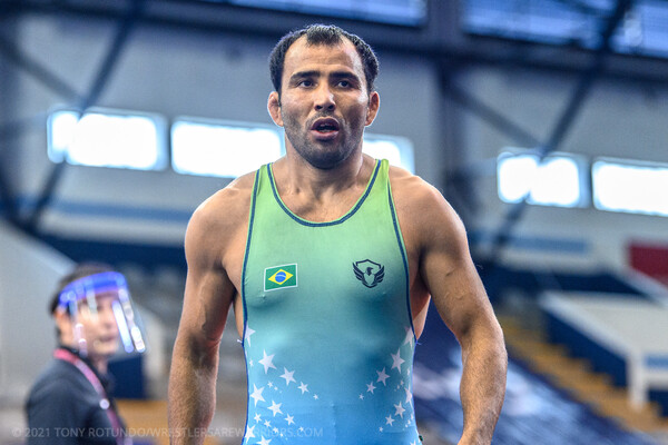 Бразилия атынан күресетін қазақ балуаны әлем чемпионатында жүлдегер атанды