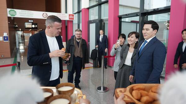 Қазақстанға алғаш рет Дүниежүзілік допингке қарсы агенттік (WADA) президенті келді 