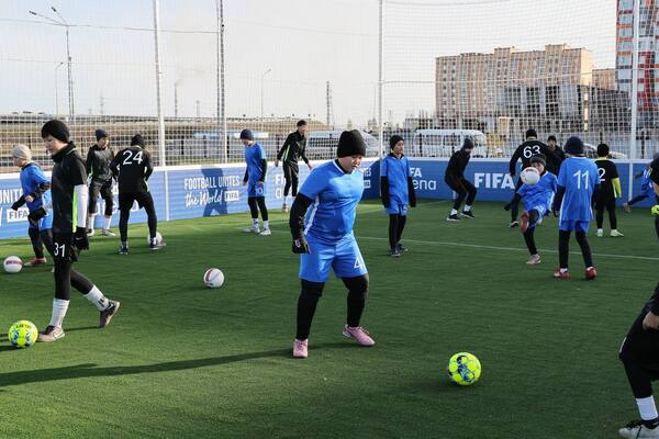 Көкшетауда FIFA Arena бағдарламасы аясында салынған футбол алаңы ашылды