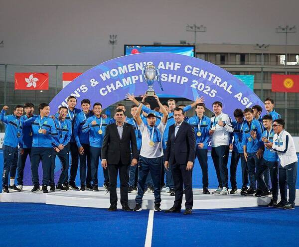 Көгалдағы хоккейден Қазақстан құрамасы орталық Азия чемпионатында топ жарды