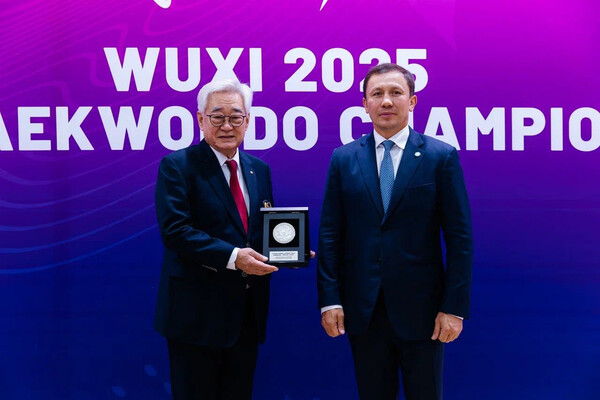 Геннадий Головкин таеквондодан әлем чемпионатына арнайы барды