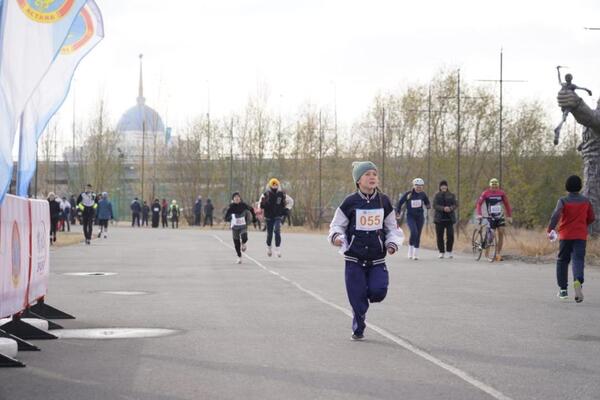 Астанада өткен дуатлонға 75 отбасы қатысты