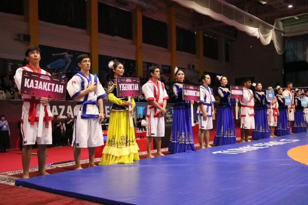 Қазақ күресі: Түркістанда әлем кубогы басталды