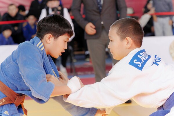 Баланы спортқа қай жастан берген дұрыс - маман кеңесі