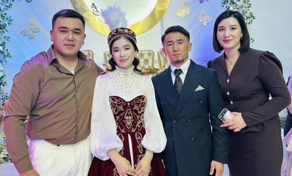 "Үш рет кездесіп, үйлендік": Боксшы Махмұд Сабырханның екінші әйелі