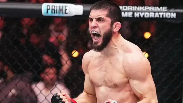 Хамзат Чимаев Ислам Махачевтің алдағы жекпе-жекте жеңіске жететінін болжады