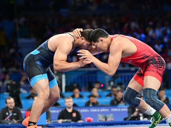 Грек-рим күресінен жаңа ел чемпиондары анықталды