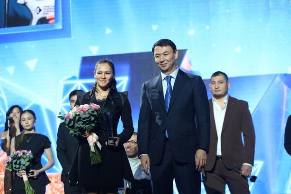 Алматы әкімі жылдың үздік спортшыларын марапаттады