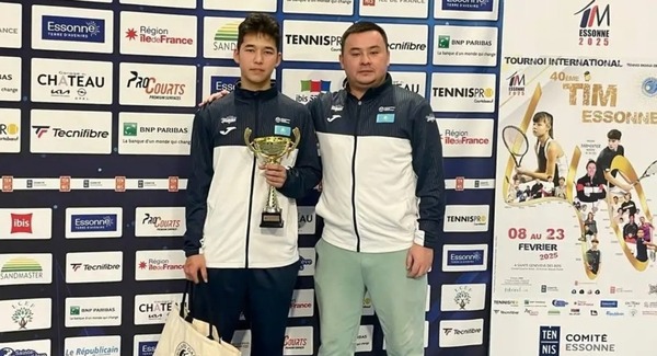 Ахмади Маханов Еуропада үздік ойыншы атанды