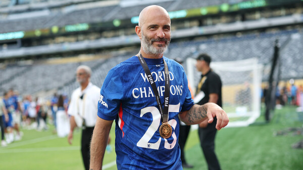 Энцо Мареска «Челсидің» бас бапкері қызметінен кетті