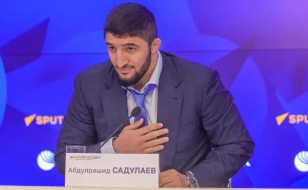 Садулаев америкалық лигадағы келісіміне қатысты сынға жауап берді