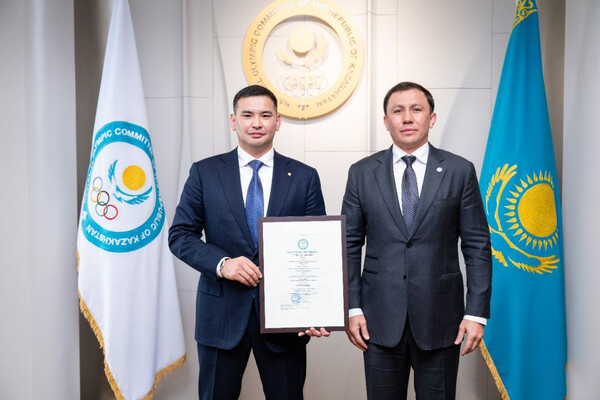 Геннадий Головкин күрес федерациясының жаңа басшысын қабылдады