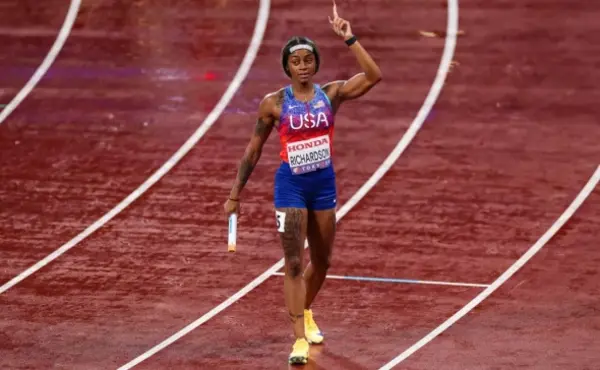 АҚШ-та Олимпиада чемпионы көлікті қауіпті жүргізгені үшін ұсталды