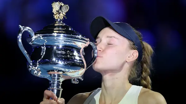 Елена Рыбакина тарихи жеңісінен соң Қазақстанға алғыс айтты