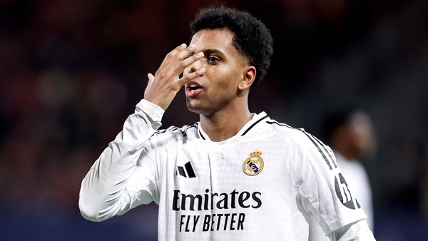 УЕФА «Реал» футболшысын екі матчқа шеттетті