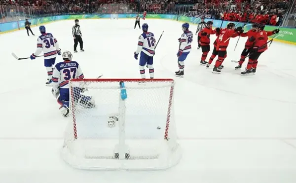 АҚШ хоккейшілері 46 жылдан соң Олимпиада алтынын иеленді 