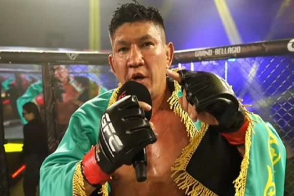 Қуат Хамитов танымал MMA файтерінің ұсынысына жауап берді