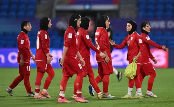 Иран әйелдер құрамасының футболшылары Аустралияда қауіпсіз жерг көшірілді