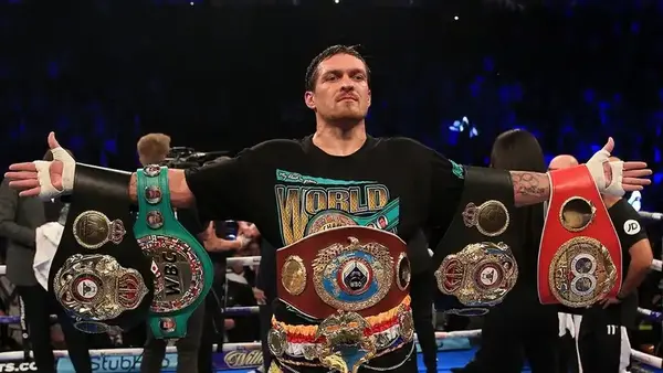 Александр Усик қазіргі бокстағы әлемнің ең үздік боксшысын атады