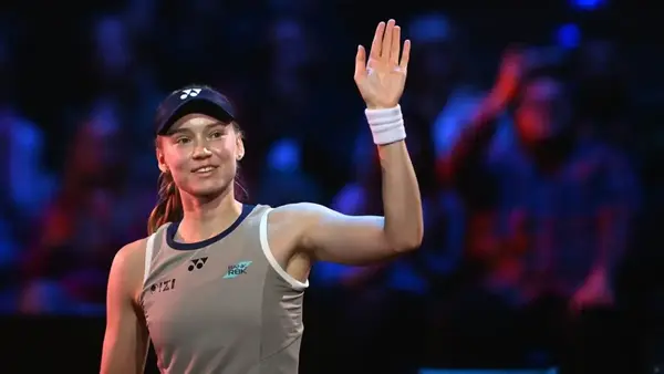 Елена Рыбакина Лондондағы күтпеген жеңілістен кейін Instagram парақшасын өшірді