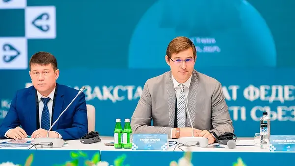Тимур Турлов Бибісара Асаубаеваға неге қаржылай қолдау көрсетпегенін түсіндірді