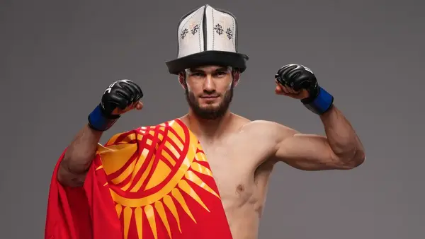 Қырғызстандық файтер UFC-дегі дебютінде сирек әдіспен жеңіске жетті