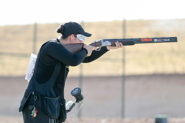 Қазақтың мерген қыздары стенд атудан тарихи алтын медаль жеңіп алды
