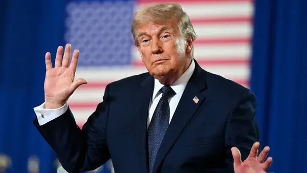 Трамп әлем чемпионаты жеңімпазына кубок табыстауы мүмкін