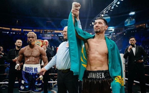  Жәнібек Әлімханұлы WBO чемпиондық белбеуінен ерікті түрде бас тартты