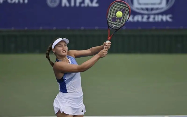 Соня Жиенбаева Ирландиядағы ITF W50 турнирінің жартылай финалына шықты
