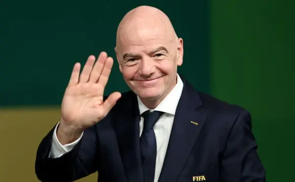 УЕФА Джанни Инфантиноға сенім жоғалтқанын мәлімдеді